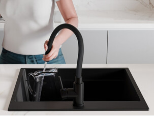 Kitchen mixer tap with flexible spout FLEX Primagran® 6020